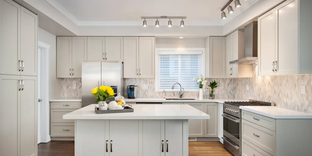 Kitchen Track Lighting: Perfect Solutions for Modern Homes